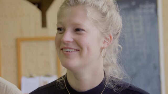 Dora (24) heeft twee moeders en twee vaders