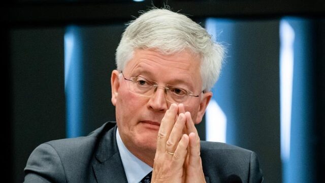 Burgemeester Tilburg overweegt verbieden betaald voetbal