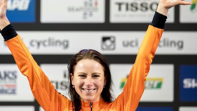 Oranje podium bij WK tijdrit: goud voor Van Vleuten