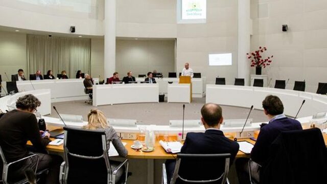 Tip voor bedreigde politici: 'Doe een cursus zelfverdediging'