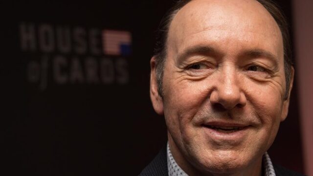 Kevin Spacey doorbreekt de stilte met een video