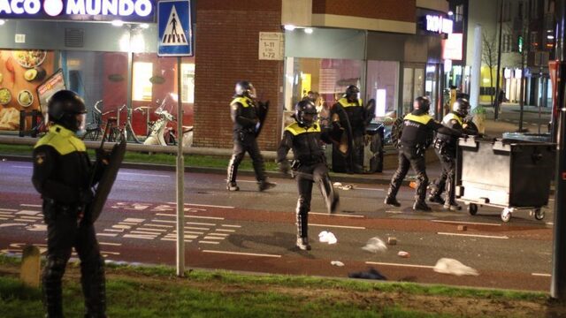 Rellen in zeker tien gemeenten rond ingaan avondklok