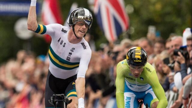 Rohan Dennis neemt revanche en wordt na moeilijke periode wereldkampioen tijdrijden