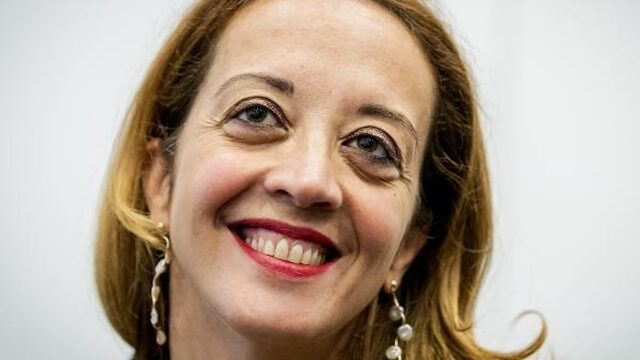 Ebru Umar: 'Nederlands paspoort intrekken bij vervullen Turkse dienstplicht'