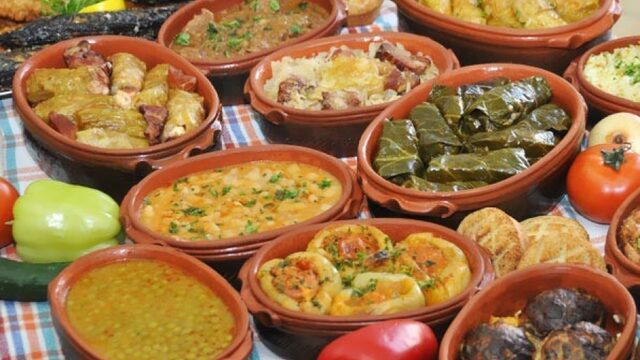 De Servische keuken: het eten barst uit zijn voegen van smaak en toewijding