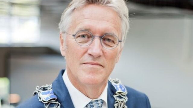 Burgemeester Eindhoven wil kopje koffie drinken met Mark Rutte