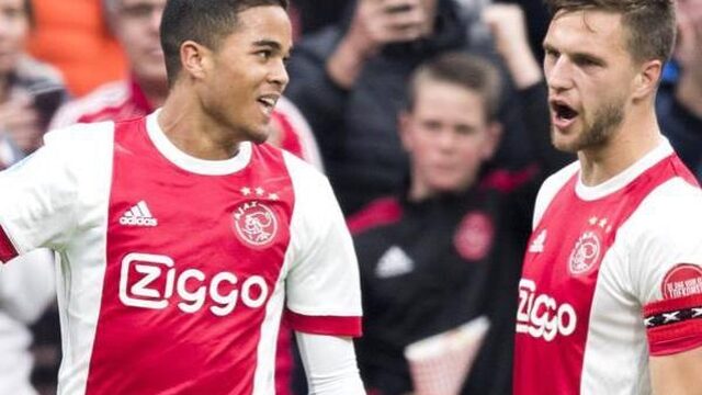 Kluivert loodst Ajax met hattrick langs Roda JC
