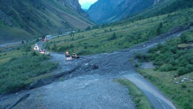 Etappe Tour ingekort vanwege noodweer