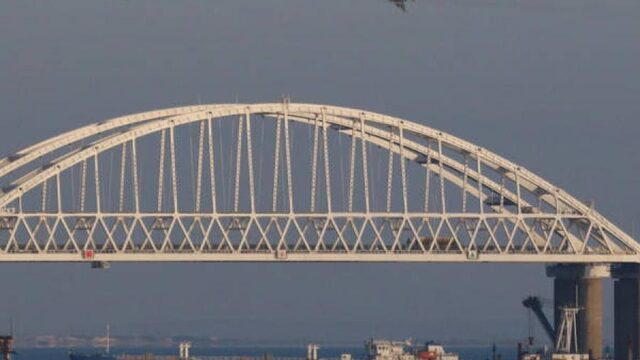 President Oekraïne wil leger alert: 'Rusland kent geen grenzen'