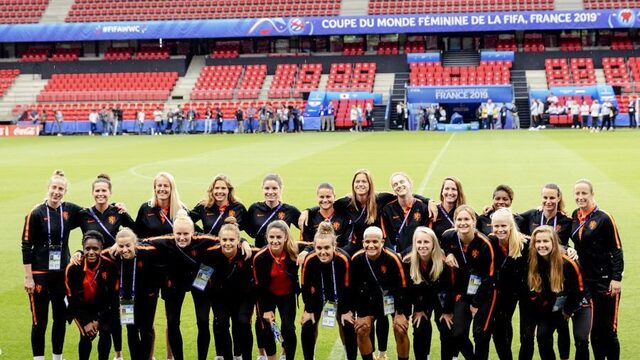 'De vrouwen moeten minder betaald krijgen dan de mannen'