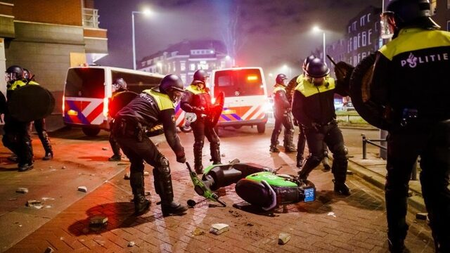Stand.nl: 'Het gedrag van rellende jongeren is op geen enkele manier goed te praten'