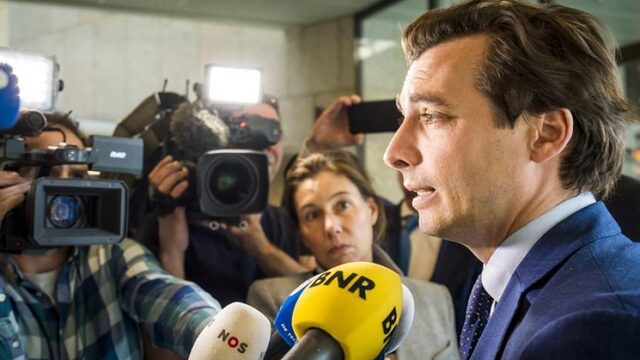 Hoe Dijkhoff omver werd gelopen door een horde Baudet-volgers