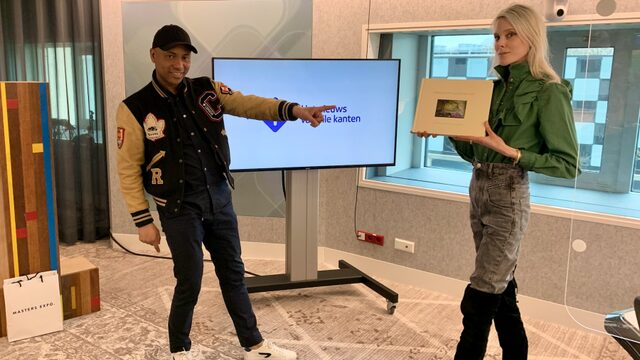 ‘Hier woont alleen de tijd' is NPO Radio 1 Non-fictie Boek van de maand maart