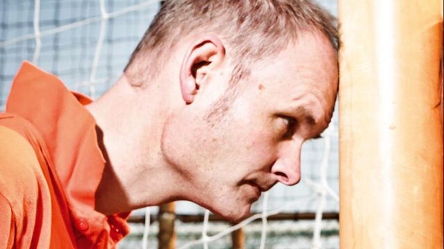 Meindert Talma speelt live in Bureau Sport