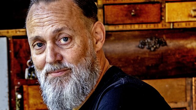 Hugo Borst: 'Bij Ajax en Feyenoord maken ze tegenwoordig zelf hun gelikte media'