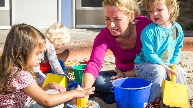Kinderen spelen steeds minder buiten, maar een special app biedt mogelijk uitkomst