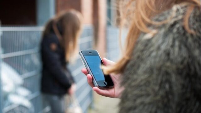 'Cyberpesten verdubbeld tijdens corona'