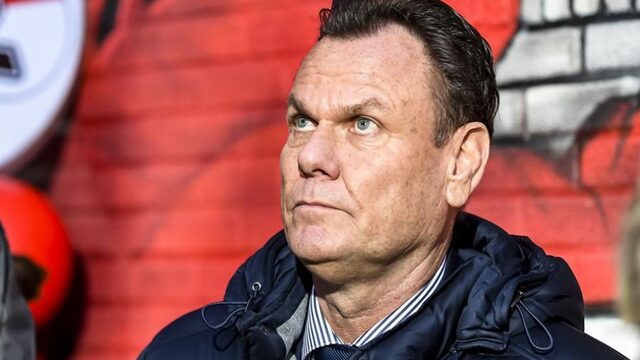 AZ-directeur Eenhoorn: 'Beraden ons deze week op situatie'