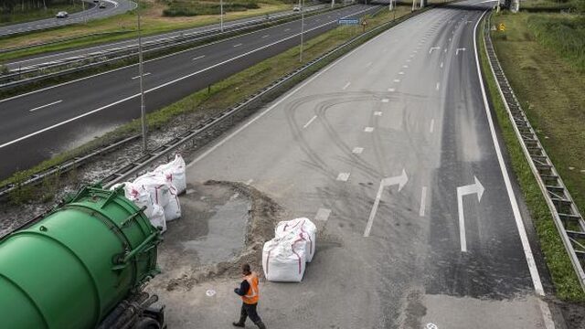 A2 bij knooppunt Amstel nog steeds afgesloten