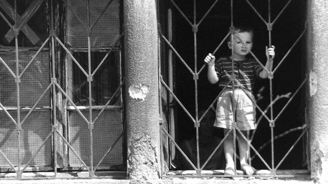 Als kind maakte Leila de oorlog mee en ze groeide op met de oorlogstrauma's van haar ouders