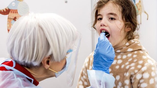 'Ouders beperkt bereid om kinderen te laten testen'