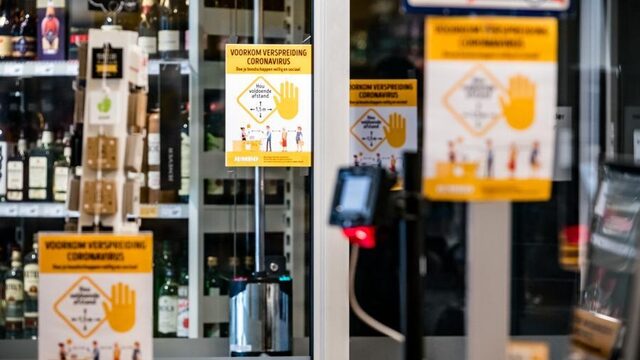 Aura Timen (RIVM): 'Geadviseerde maatregelen nog steeds belangrijk'