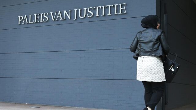 Politie roept Syriërs in Nederland op: help ons met vinden internationale misdadigers