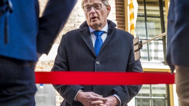 PvdA-leider Asscher: ministerschap Van Rijn niet verlengen