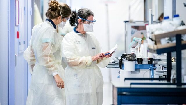 Marc Bonten: 'Het risico dat het op de ic's misgaat wordt steeds groter'