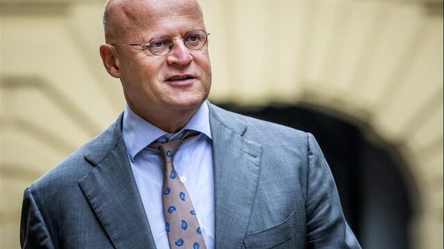 Stand.nl: 'Minister Grapperhaus is totaal ongeloofwaardig geworden'