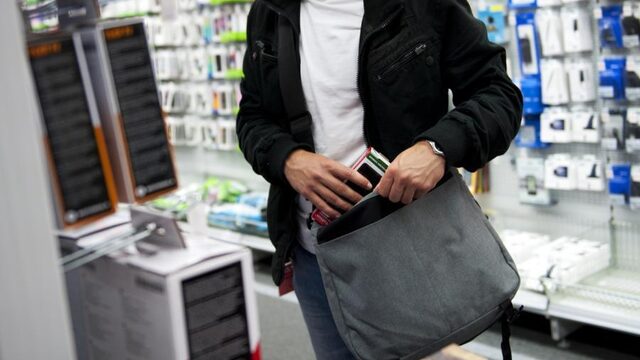 'Buitenlandse criminelen plegen een derde van alle winkeldiefstallen'