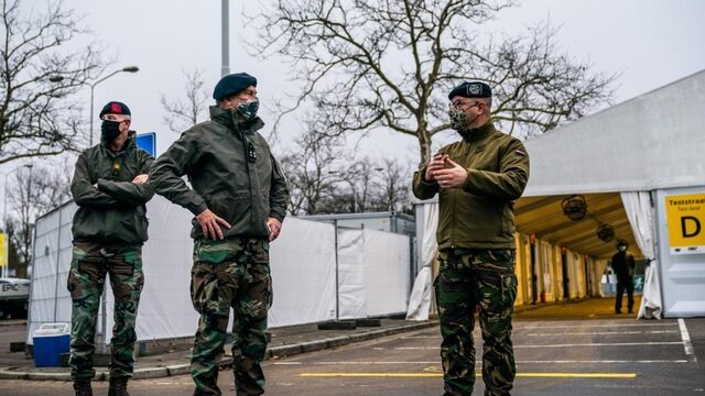 Stand.nl: 'Het kabinet moet onmiddellijk militaire hulp toezeggen aan verpleeg- en verzorgingshuizen'