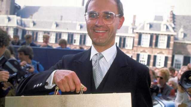 Oud minister van Financiën Ruding vreest voor een systeemcrisis als tweede golf doorzet