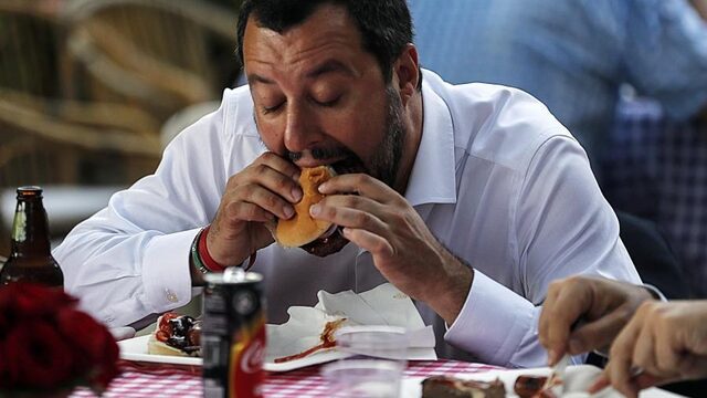 Mag je nog wel een hamburger eten in Rotterdam?