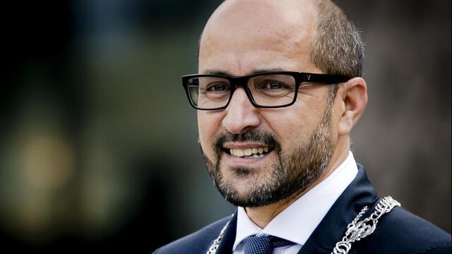 Burgemeester Marcouch: 'Terreurverdachten waren bekend bij ons'