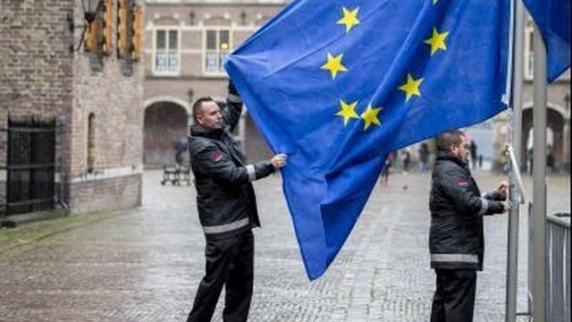 'Alle domme mensen zijn tegen de Europese Unie'