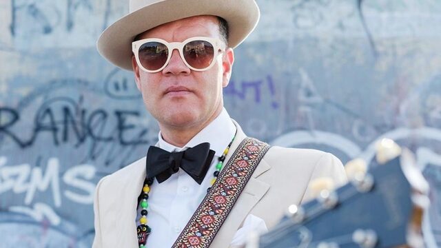 DJ Blue Flamingo reisde de wereld rond: 'Eindeloze research naar muziek'