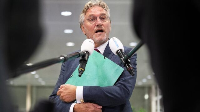 Burgemeester Jorritsma van Eindhoven: 'Nog deze week marsorder kabinet voor mondkapjes nodig'