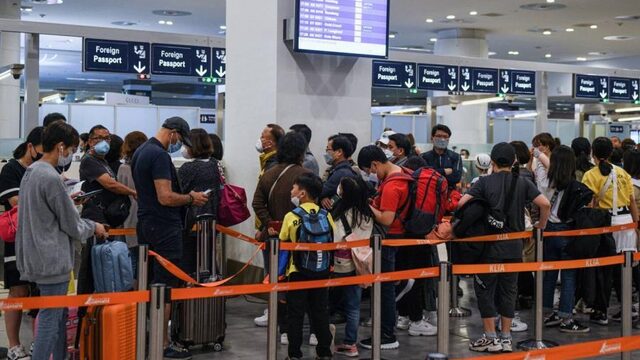 Onduidelijkheid bij Nederlanders Wuhan: 'We krijgen mondjesmaat informatie'