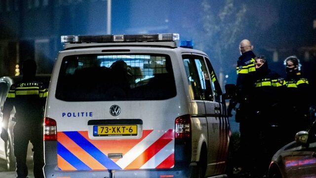 Opnieuw rellen op Urk, 70 bekeuringen bij illegaal feest in Maasdijk