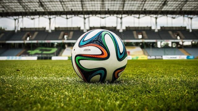 'Waarom zou je gif gebruiken op een voetbalveld?'