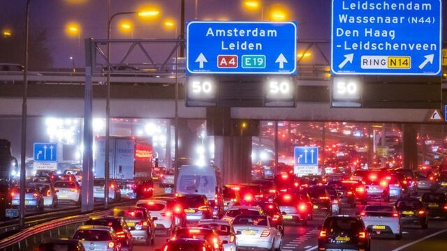 TomTom: automobilist heeft meeste extra reistijd in Leiden
