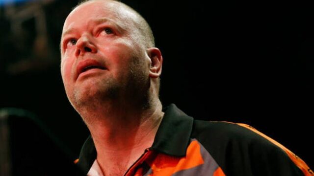 Van Barneveld wil direct stoppen: 'Geen zin meer in pijn en verdriet'
