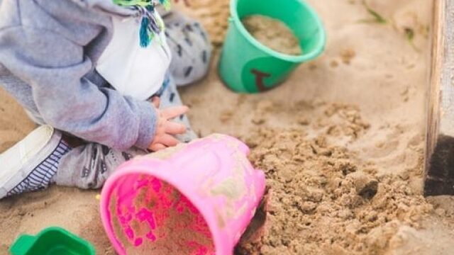 Veel moeders in angst voor mannen op de crèche