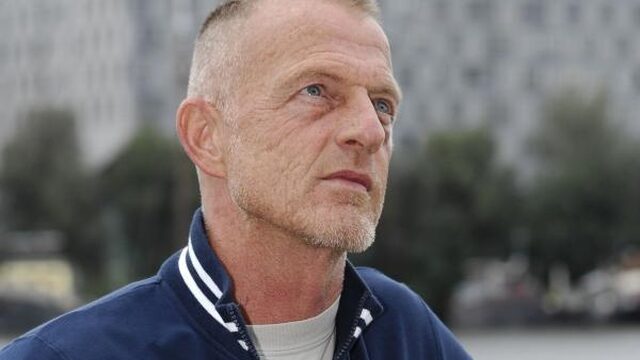 ‘Een boek schrijven is hetzelfde als het plaatsen van een wc-pot’