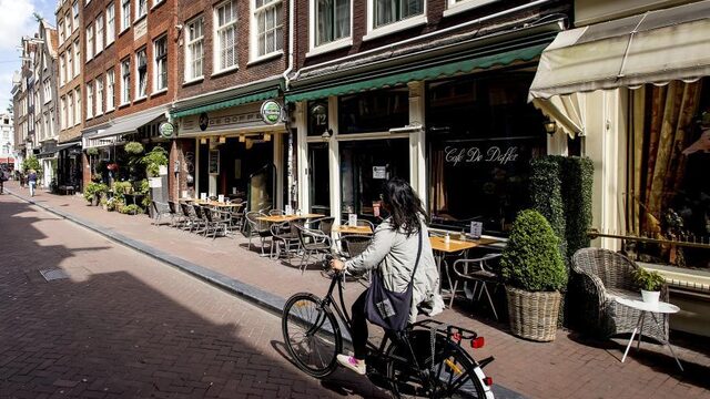 Amsterdamse wethouder Laurens Ivens: 'Overdrachtsbelasting moet weer omhoog.'