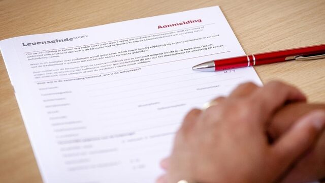Stand.nl: Euthanasie moet mogelijk worden voor kinderen onder de 12 jaar