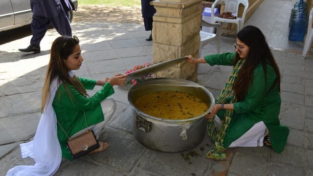 Robin Hood in Pakistan, maar dan zonder pijl en boog
