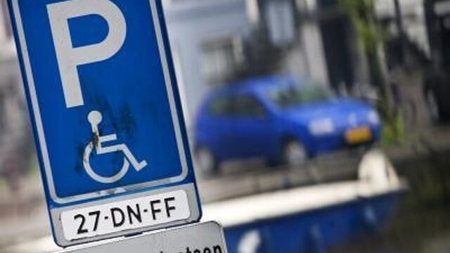 Gehandicapten worstelen zich door jungle aan parkeerregels