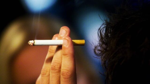 Stand.nl: Roken moet uit het openbare leven verbannen worden